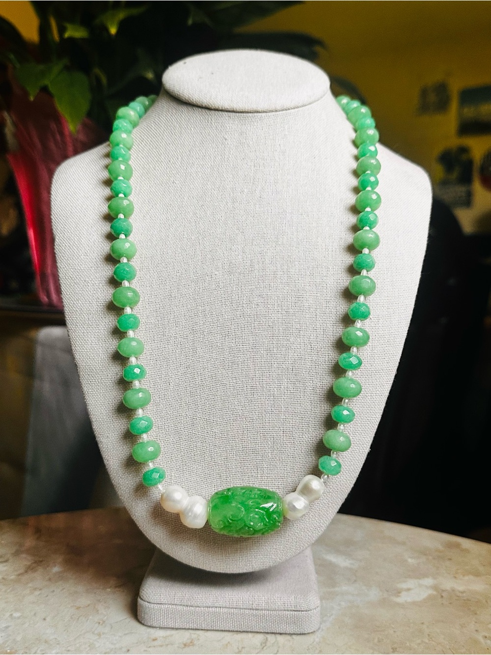 Green Jade Carved Jade Fasted Jade Beaded Necklace with genuine Pearl Artisan - Picture 3 of 13